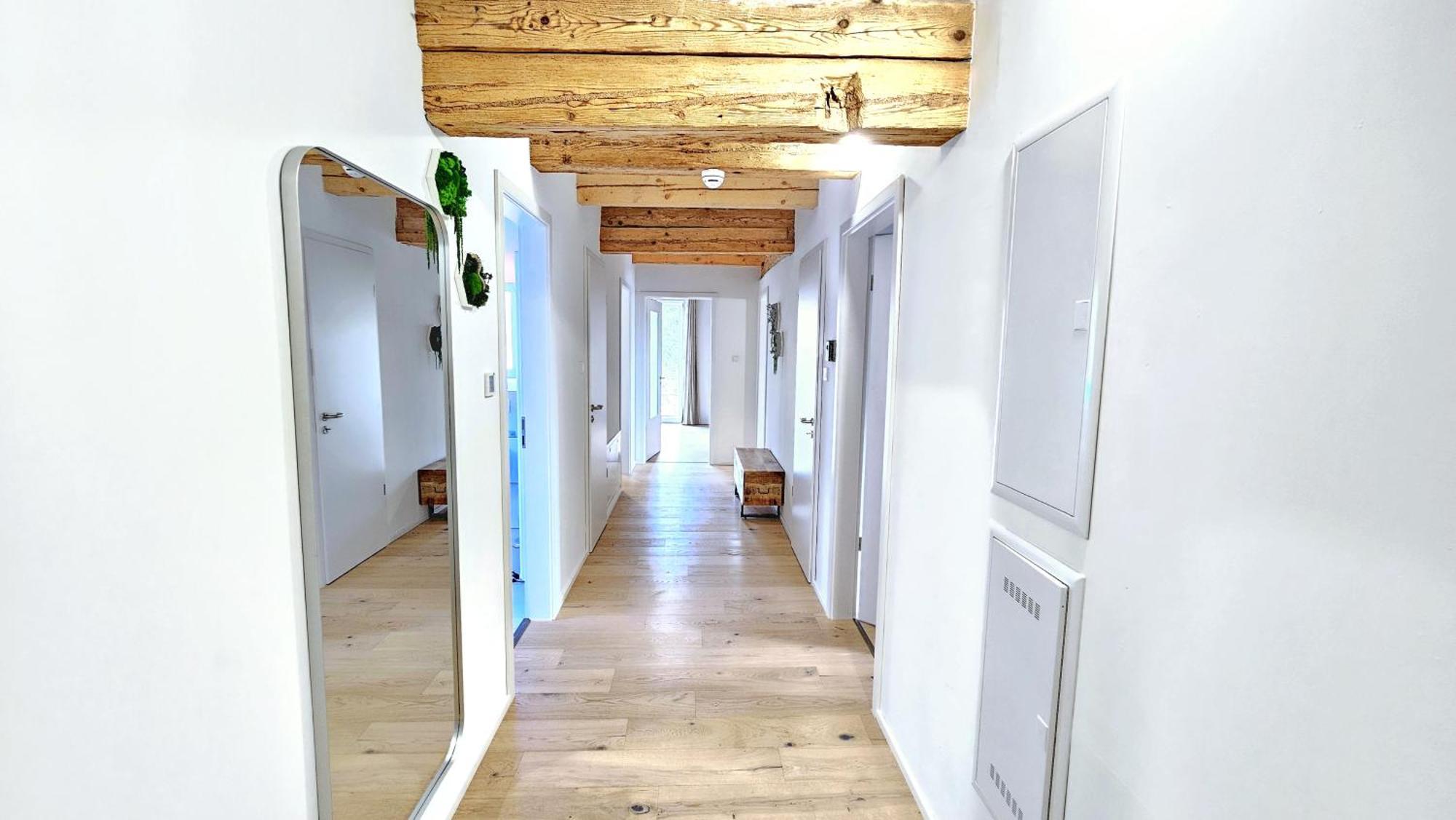 Wood World Luxury - Massage - Bergblick - Tranpolin- Parken Apartment มาร์คดอร์ฟ ภายนอก รูปภาพ